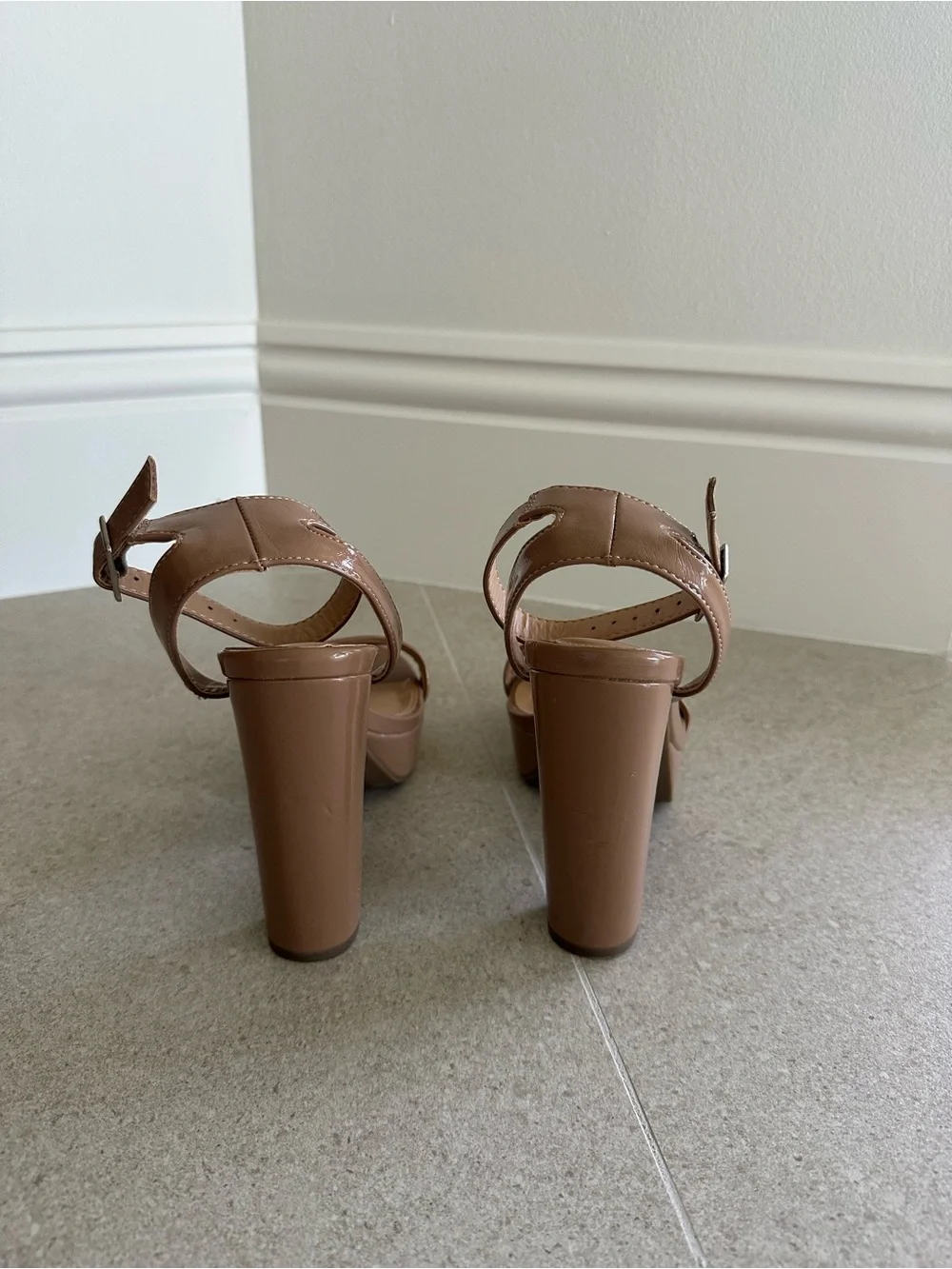 Bar III Ivy Patent Platform Ankle-Strap Sandal Tan Patent Sanda High Heel Sandal